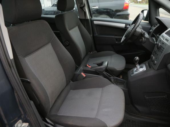 Opel Zafira B Рестайлинг с пробегом 2013 года, цена 452 000 рублей, 288000 км, компактвэн, Автокод Объявления