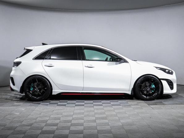 Kia Ceed III Рестайлинг с пробегом 2021 года, цена 2 350 000 рублей, 96586 км, хэтчбек, Автокод Объявления