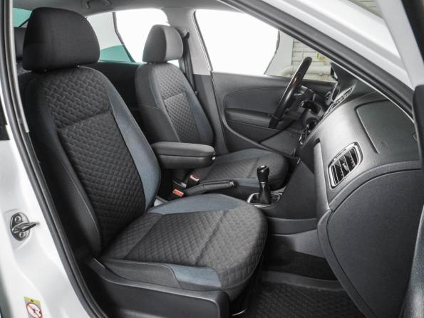 Volkswagen Polo V Рестайлинг с пробегом 2020 года, цена 1 455 000 рублей, 60118 км, седан, Автокод Объявления