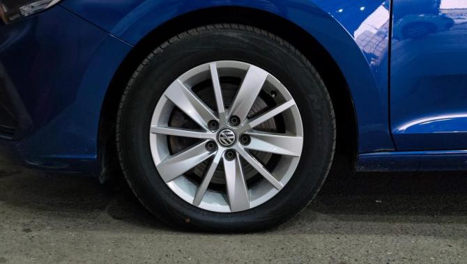 Volkswagen Polo V Рестайлинг с пробегом 2020 года, цена 1 435 000 рублей, 115875 км, седан, Автокод Объявления