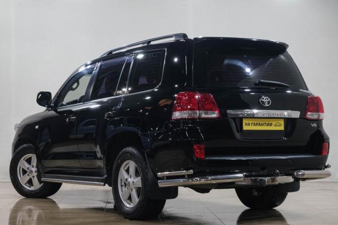 Toyota Land Cruiser 200 Series с пробегом 2010 года, цена 3 329 000 рублей, 233000 км, внедорожник, Автокод Объявления