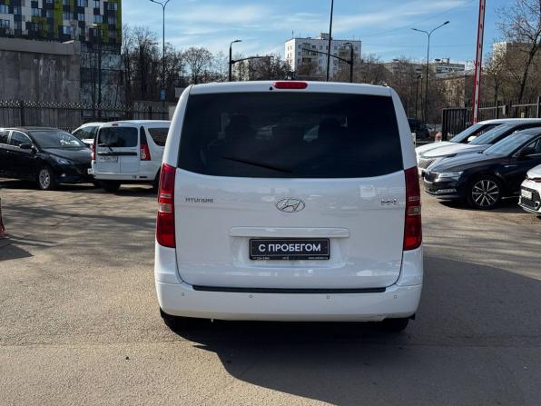 Hyundai H-1 II Рестайлинг 2 с пробегом 2020 года, цена 3 450 000 рублей, 63978 км, минивэн, Автокод Объявления