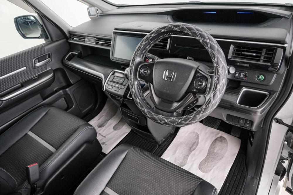 Honda Stepwgn V Красноярск  - изображение 9