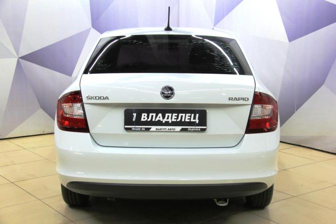 Skoda Rapid I Рестайлинг с пробегом 2018 года, цена 1 193 000 рублей, 179015 км, лифтбек, Автокод Объявления