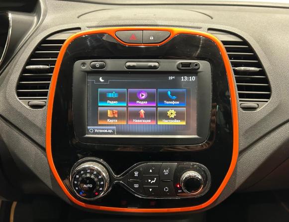 Renault Kaptur I с пробегом 2017 года, цена 1 099 000 рублей, 173513 км, внедорожник, Автокод Объявления