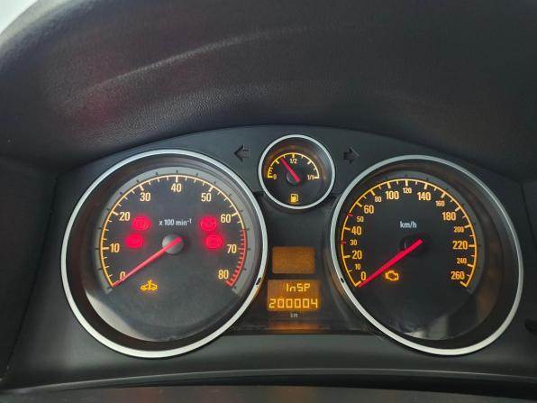 Opel Astra H Рестайлинг с пробегом 2013 года, цена 669 000 рублей, 199000 км, седан, Автокод Объявления