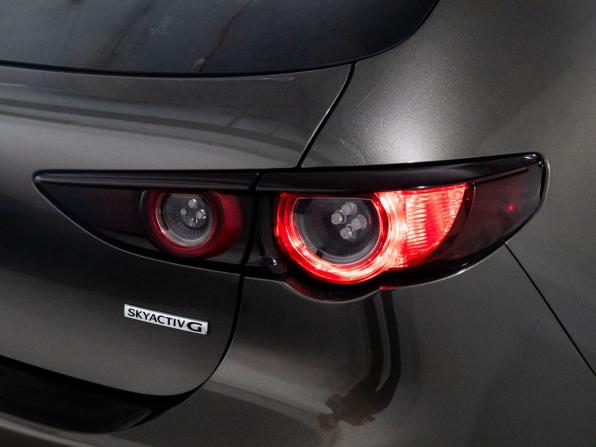 Mazda 3 IV (BP) с пробегом 2021 года, цена 1 658 500 рублей, 86837 км, хэтчбек, Автокод Объявления