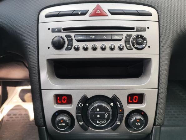 Peugeot 308 I с пробегом 2009 года, цена 449 000 рублей, 242412 км, хэтчбек, Автокод Объявления