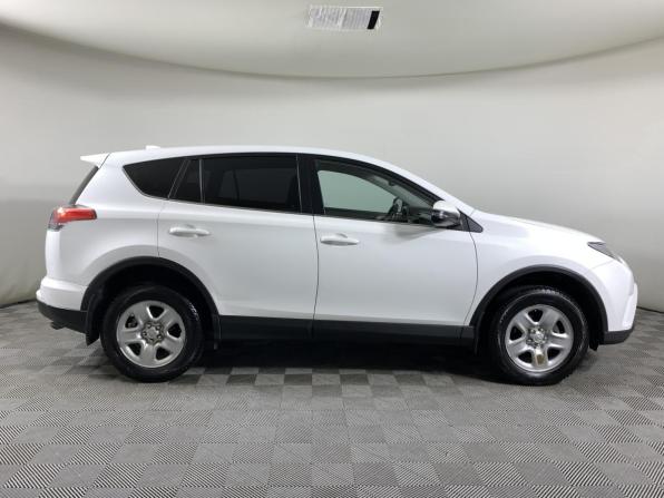 Toyota RAV4 IV (XA40) Рестайлинг с пробегом 2018 года, цена 2 180 000 рублей, 109366 км, внедорожник, Автокод Объявления