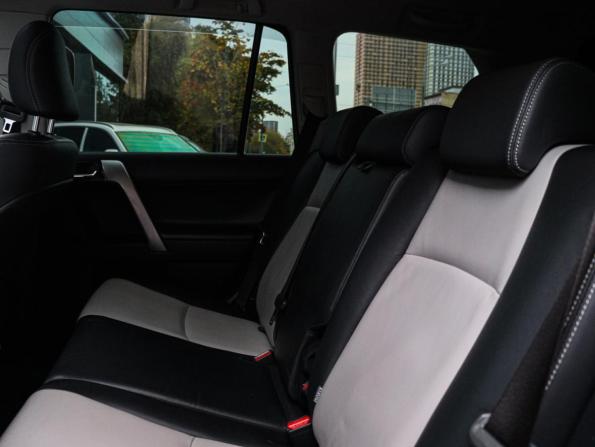 Toyota Land Cruiser Prado 150 Series Рестайлинг 1 с пробегом 2013 года, цена 2 802 000 рублей, 313607 км, внедорожник, Автокод Объявления
