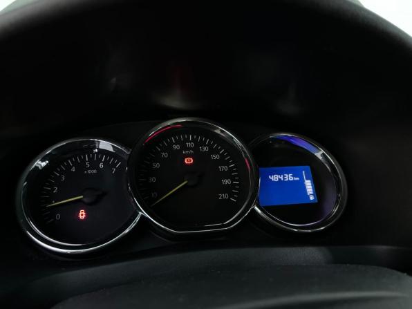 Renault Sandero II Рестайлинг с пробегом 2018 года, цена 1 021 000 рублей, 48434 км, хэтчбек, Автокод Объявления