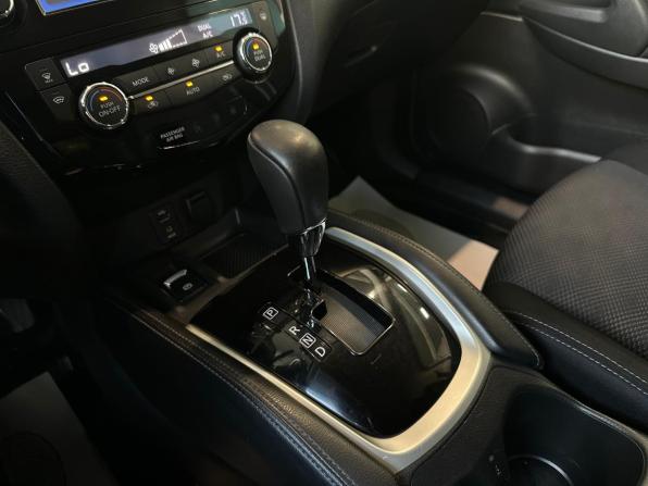 Nissan Qashqai II с пробегом 2018 года, цена 1 390 000 рублей, 97250 км, внедорожник, Автокод Объявления