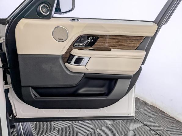 Land Rover Range Rover IV Рестайлинг с пробегом 2021 года, цена 8 430 000 рублей, 76748 км, внедорожник, Автокод Объявления