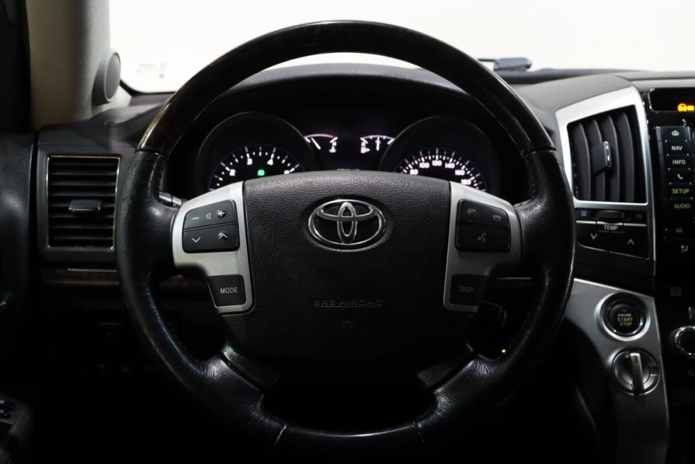 Toyota Land Cruiser 200 Series Рестайлинг 1 Сургут  - изображение 18