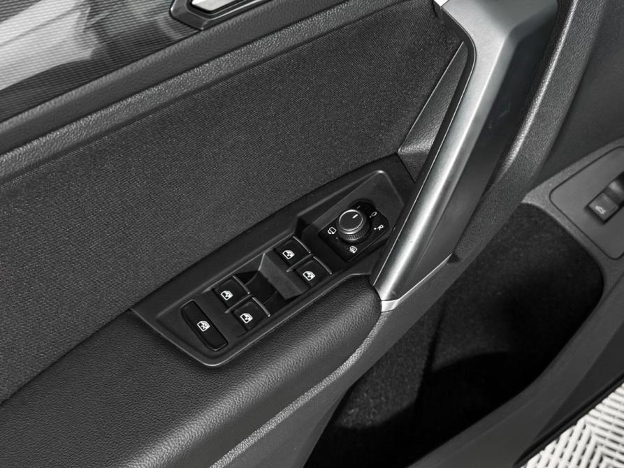 Volkswagen Tiguan II Санкт-Петербург  - изображение 10