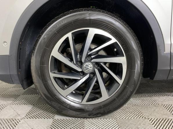 Volkswagen Tiguan II с пробегом 2018 года, цена 1 942 000 рублей, 112726 км, внедорожник, Автокод Объявления