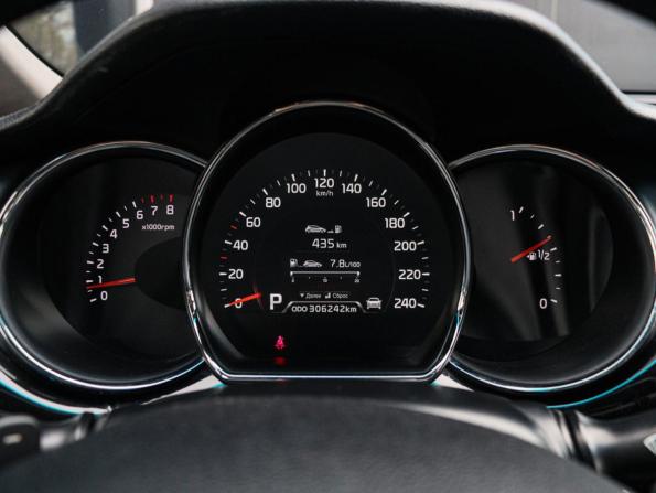 Kia Ceed II с пробегом 2014 года, цена 900 000 рублей, 306240 км, универсал, Автокод Объявления