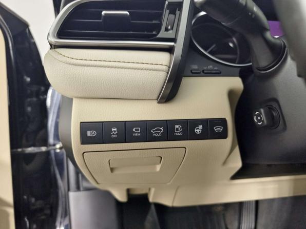 Toyota Camry VIII (XV70) с пробегом 2019 года, цена 2 689 000 рублей, 160230 км, седан, Автокод Объявления