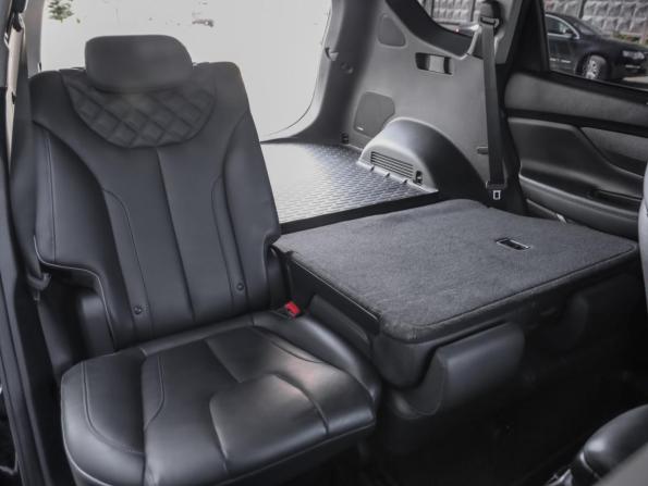 Hyundai Santa Fe IV Рестайлинг с пробегом 2022 года, цена 4 008 410 рублей, 70016 км, внедорожник, Автокод Объявления