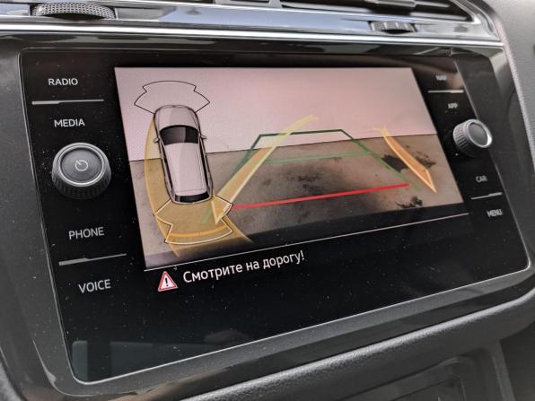 Volkswagen Tiguan II Рестайлинг с пробегом 2021 года, цена 2 590 000 рублей, 71767 км, внедорожник, Автокод Объявления