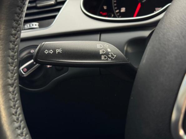 Audi A4 IV (B8) Рестайлинг с пробегом 2012 года, цена 1 215 000 рублей, 210458 км, седан, Автокод Объявления