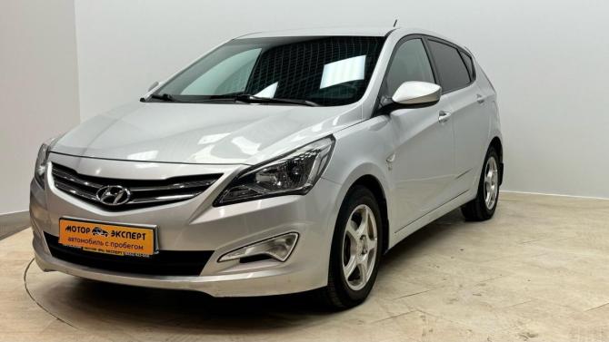 Hyundai Solaris I Рестайлинг с пробегом 2015 года, цена 999 000 рублей, 87322 км, хэтчбек, Автокод Объявления