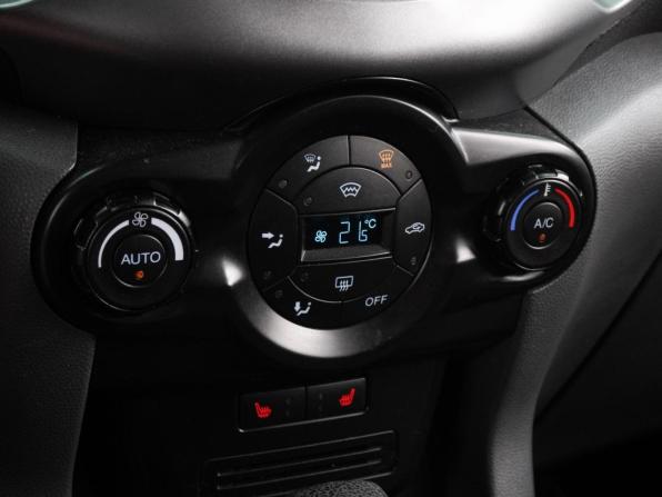 Ford EcoSport II с пробегом 2016 года, цена 1 113 000 рублей, 72457 км, внедорожник, Автокод Объявления