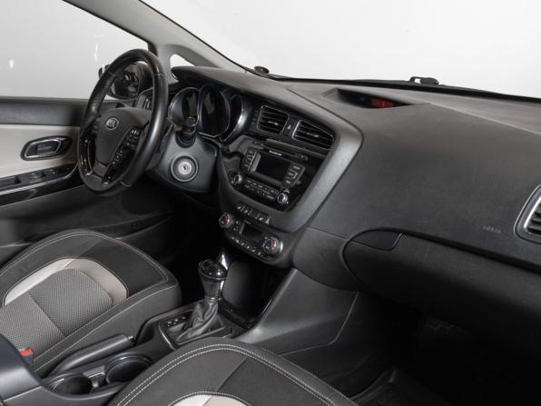 Kia Ceed II с пробегом 2012 года, цена 1 144 000 рублей, 115238 км, хэтчбек, Автокод Объявления