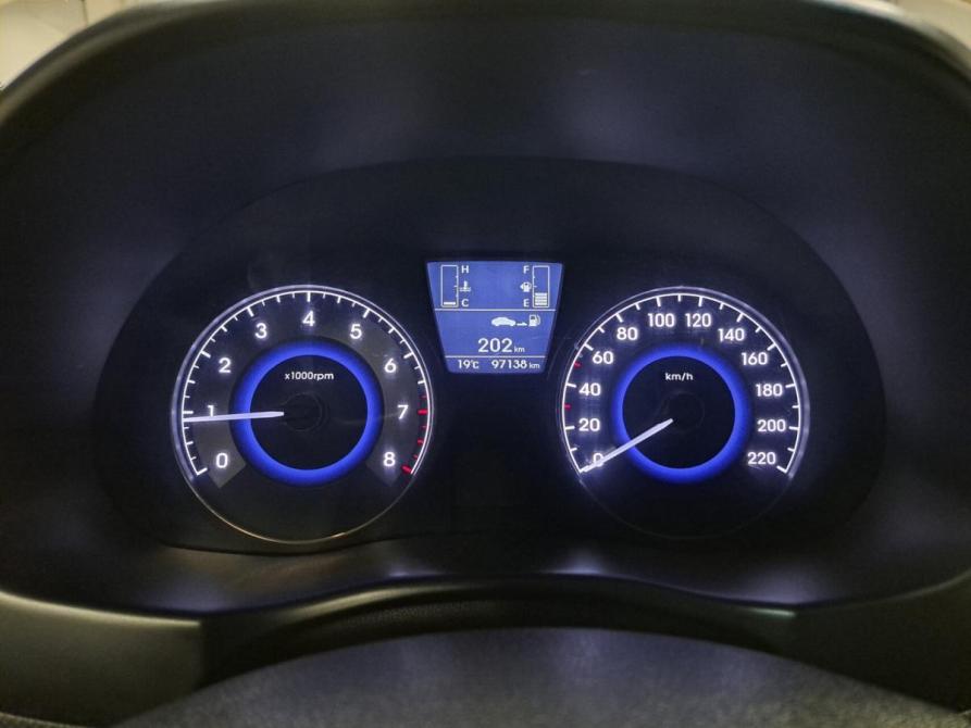 Hyundai Solaris I Рестайлинг Казань  - изображение 16