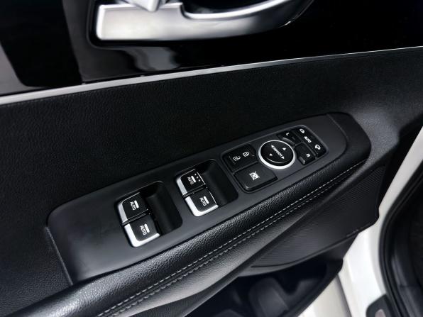 Kia Sorento III Prime Рестайлинг с пробегом 2018 года, цена 2 899 000 рублей, 93000 км, внедорожник, Автокод Объявления