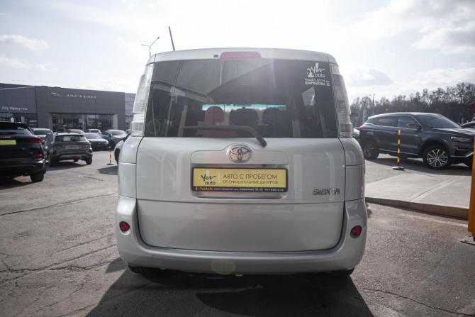Toyota Sienta I Рестайлинг 2 с пробегом 2015 года, цена 848 000 рублей, 239000 км, компактвэн, Автокод Объявления