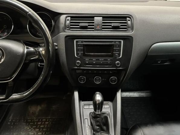 Volkswagen Jetta VI Рестайлинг с пробегом 2015 года, цена 1 099 000 рублей, 199527 км, седан, Автокод Объявления