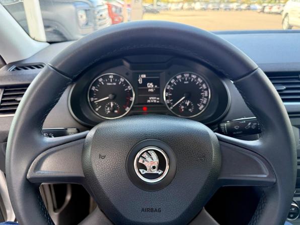 Skoda Octavia III (A7) с пробегом 2013 года, цена 895 000 рублей, 291478 км, лифтбек, Автокод Объявления
