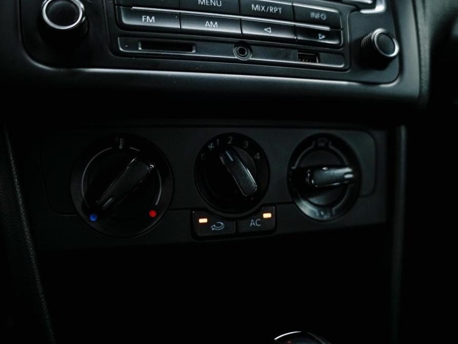 Volkswagen Polo V Красноярск  - изображение 22