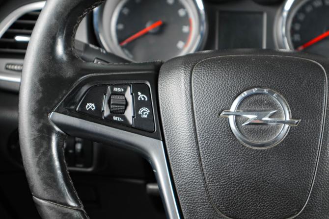 Opel Astra J с пробегом 2012 года, цена 959 000 рублей, 248000 км, универсал, Автокод Объявления