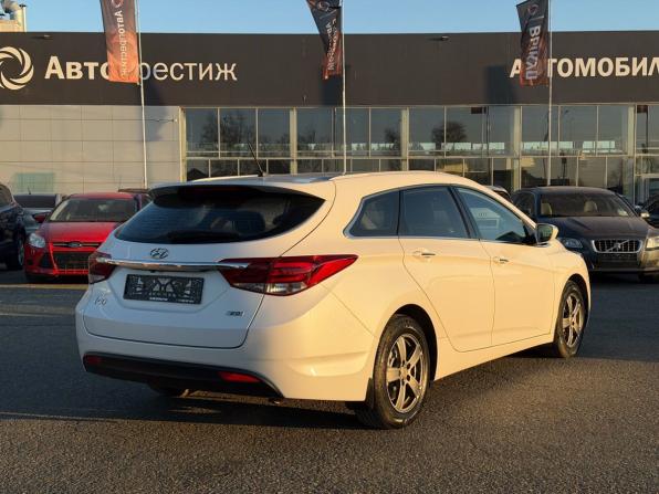 Hyundai i40 I Рестайлинг с пробегом 2016 года, цена 1 349 000 рублей, 112705 км, универсал, Автокод Объявления