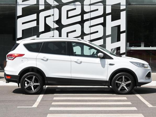 Ford Kuga II с пробегом 2015 года, цена 1 399 000 рублей, 111327 км, внедорожник, Автокод Объявления