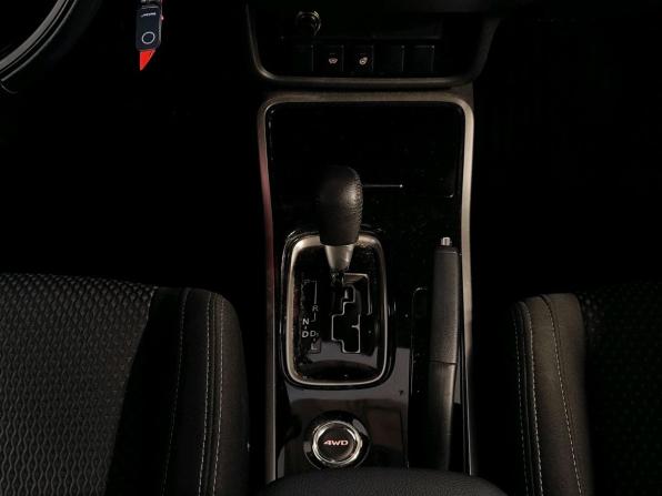 Mitsubishi Outlander III Рестайлинг 2 с пробегом 2017 года, цена 2 089 000 рублей, 71122 км, внедорожник, Автокод Объявления