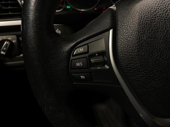 BMW 3 серии VI (F3x) Рестайлинг с пробегом 2018 года, цена 2 100 000 рублей, 97907 км, седан, Автокод Объявления