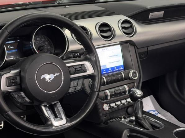 Ford Mustang VI Рестайлинг с пробегом 2018 года, цена 3 300 000 рублей, 75341 км, кабриолет, Автокод Объявления