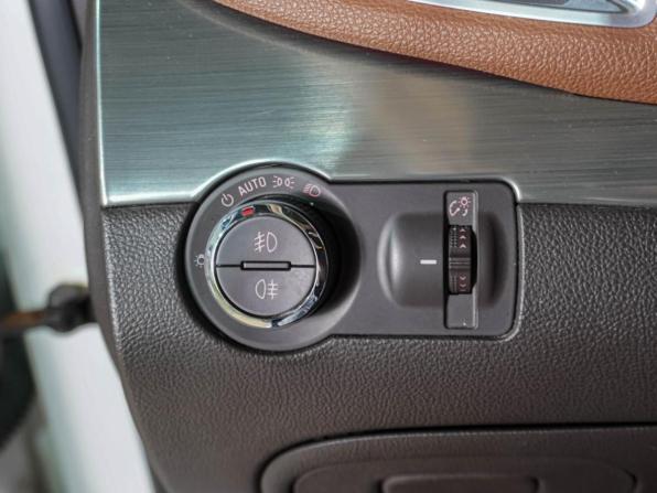 Opel Mokka I с пробегом 2013 года, цена 1 149 000 рублей, 181497 км, внедорожник, Автокод Объявления