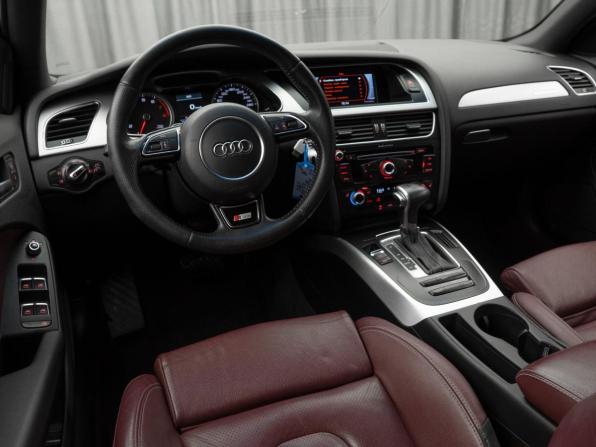 Audi A4 IV (B8) Рестайлинг с пробегом 2015 года, цена 1 830 000 рублей, 180915 км, седан, Автокод Объявления