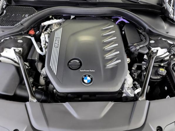 BMW 7 серии VI (G11/G12) Рестайлинг с пробегом 2021 года, цена 7 100 000 рублей, 73925 км, седан, Автокод Объявления