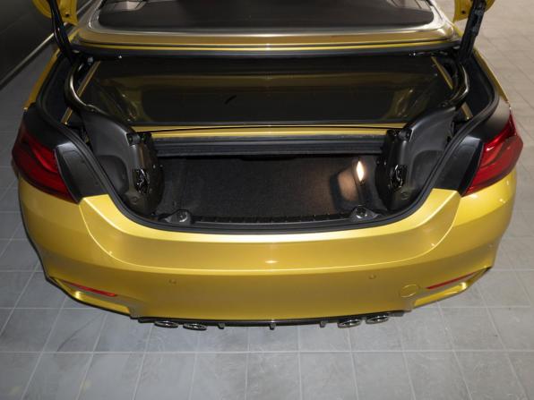 BMW M4 F82/F83 с пробегом 2016 года, цена 7 700 000 рублей, 9571 км, кабриолет, Автокод Объявления