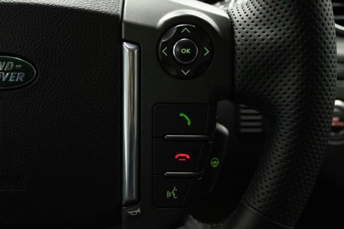 Land Rover Discovery IV с пробегом 2012 года, цена 1 899 000 рублей, 239256 км, внедорожник, Автокод Объявления