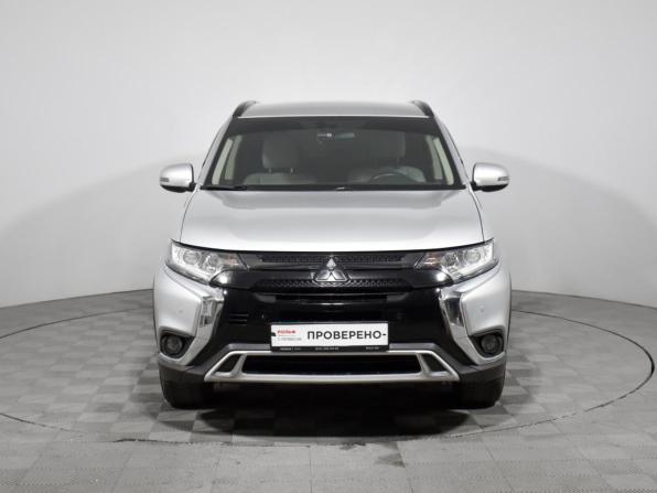 Mitsubishi Outlander III Рестайлинг 3 с пробегом 2022 года, цена 2 419 000 рублей, 124909 км, внедорожник, Автокод Объявления