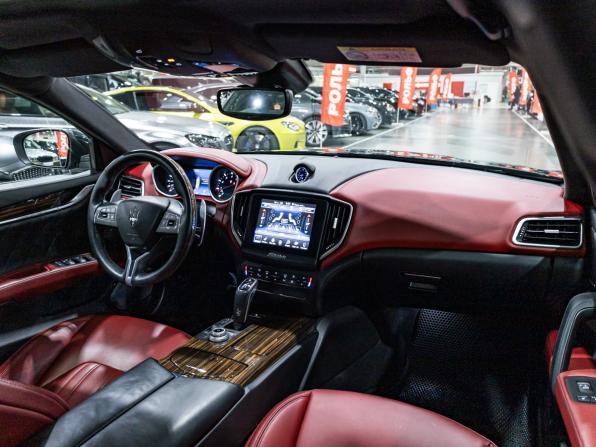 Maserati Ghibli III Рестайлинг с пробегом 2019 года, цена 5 500 000 рублей, 53026 км, седан, Автокод Объявления