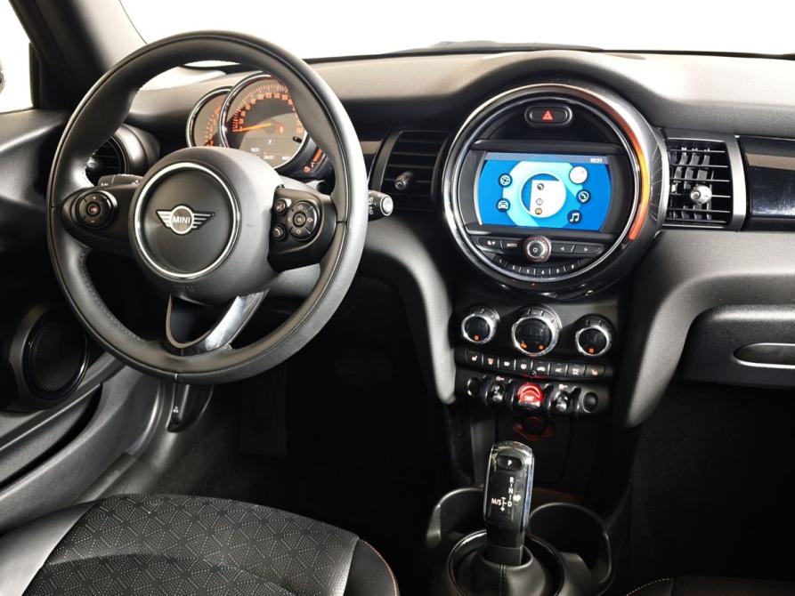 Mini Hatch III (F55/F56) Рестайлинг Москва  - изображение 15
