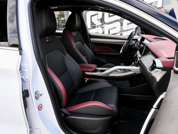 Geely Coolray I с пробегом 2024 года, цена 1 890 000 рублей, 61386 км, внедорожник, Автокод Объявления