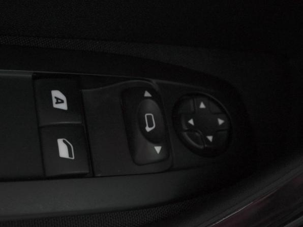 Peugeot 208 I с пробегом 2013 года, цена 772 000 рублей, 75985 км, хэтчбек, Автокод Объявления